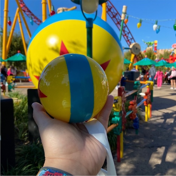 Disney Parks Pixar Ball Luxo Toy Story 4inch diameter star - Picture 2 of 7